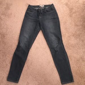 D. Jeans New York - High Rise Skinny Jeans